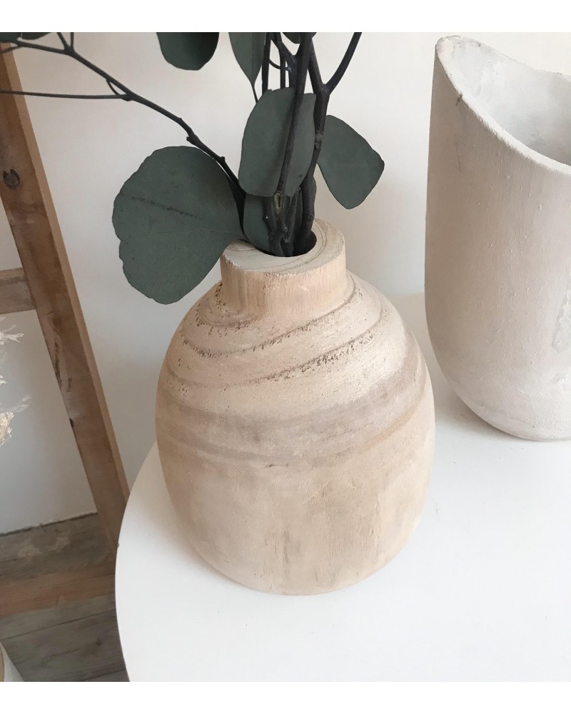 Vase en bois naturel